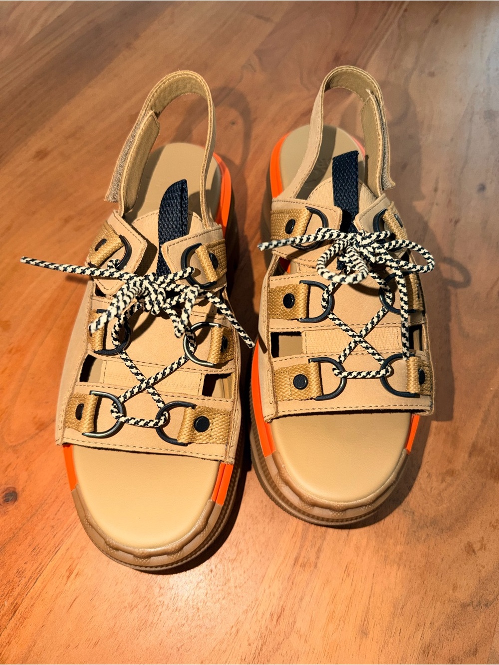 Sorel Rein CB Lace Platform sandals, NEW ($150)! - Picture 2 of 6